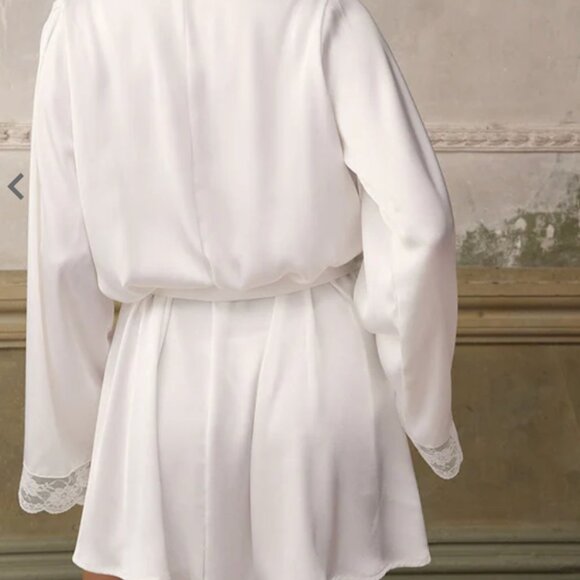 NWT Kat the Label Sidney Robe Ivory - Picture 2 of 2